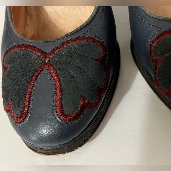 Ted Baker | Blue All Leather with Suede Bow Detail on Toes - Size 7 - Picture 8 of 13